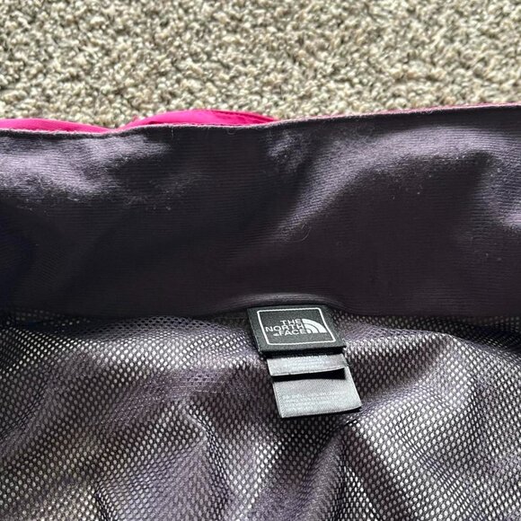 Pink North Face Windbreaker Jacket, Women's Raincoat, Size Large - Picture 7 of 7